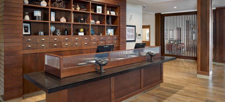 西埃德蒙顿福朋喜来登酒店(Four Points by Sheraton Edmonton West)图片