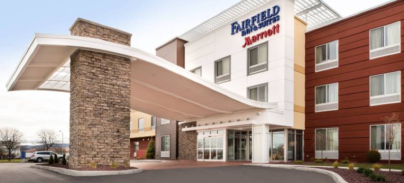 尤蒂卡万枫套房酒店(Fairfield Inn & Suites Utica)图片