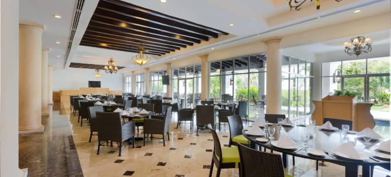 坎昆机场万怡酒店(Courtyard Cancun Airport)图片