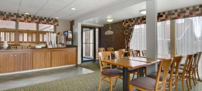 拉特兰/基灵顿地区戴斯酒店(Days Inn by Wyndham Rutland/Killington Area)图片