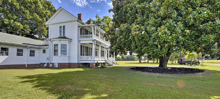 Stunning historic home w/ large rooms. Close to attractions. Kid & pet friendly!图片