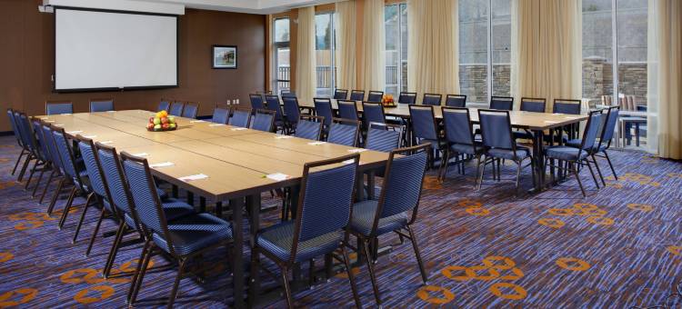 布恩万怡酒店(Courtyard Boone)图片