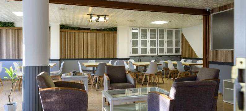 肯辛顿酒店(Hotel Alda Narón)图片