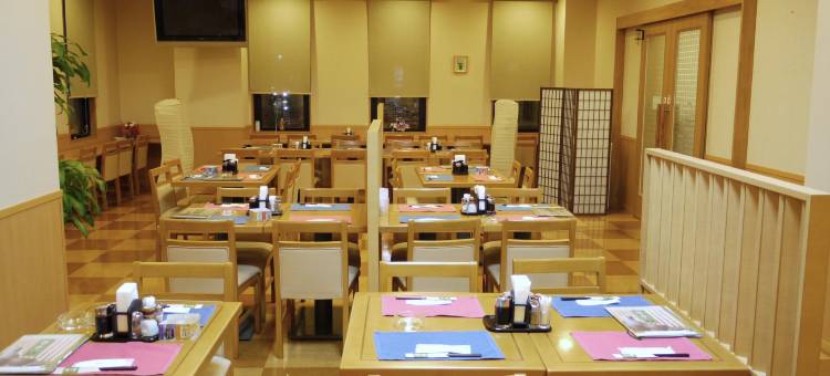 露樱酒店燕三条站前店(Hotel Route-Inn Tsubamesanjo Ekimae)图片