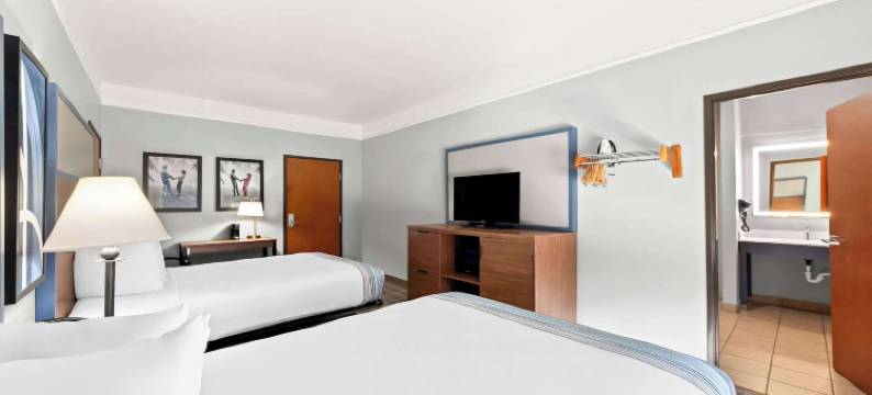 纽布朗费尔斯美吟温德姆酒店(AmericInn by Wyndham New Braunfels)图片