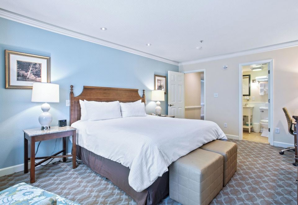 Kingsmill Resort Hotel Overview