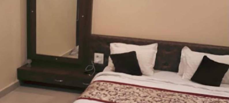 萨加尔沙洛伊酒店(Hotel Saroj Sagar Madhya Pradesh)图片