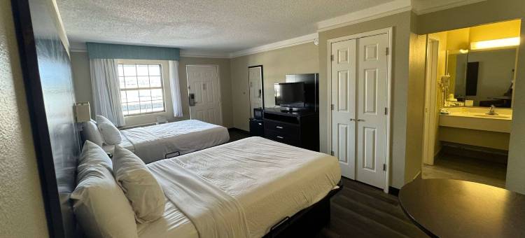 塔斯卡卢萨拉昆塔套房酒店(Travelodge by Wyndham Tuscaloosa)图片