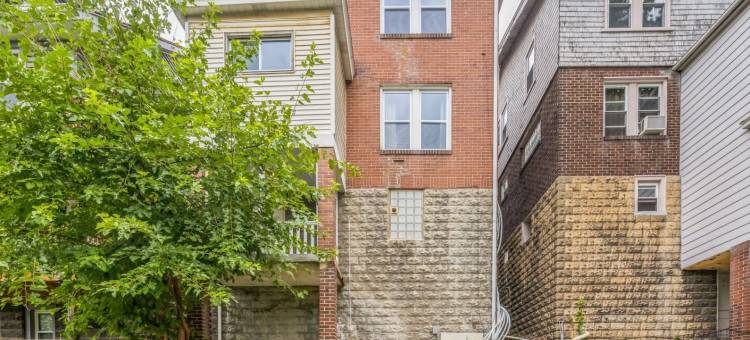 Charming 3-Bdrm in Pittsburgh图片