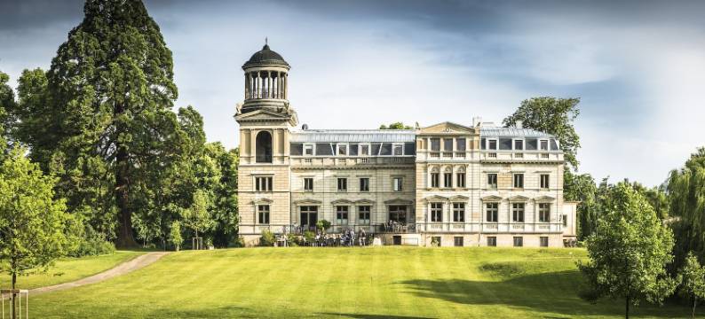 卡兹公园城堡饭店(Schloss Kaarz Mit Park)图片