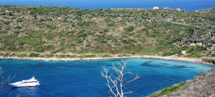 位于阿吉亚帕拉斯凯维萨摩斯的美丽别墅-带游泳池(Villa in Samos Near Aghia Paraskevi Beach)图片