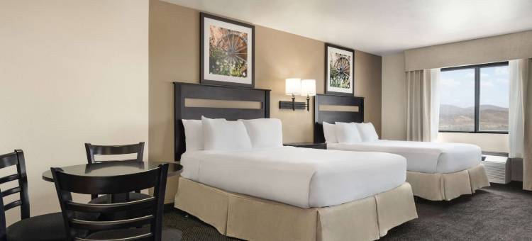 埃尔科温德姆呗盟酒店(Baymont by Wyndham Elko)图片