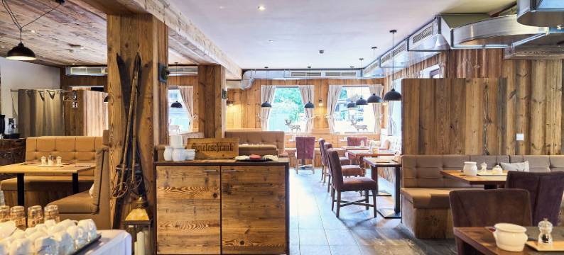 高山巢穴酒店(Hotel Alpennest)图片