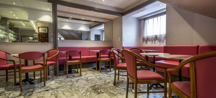 奥普林姆罗斯酒店(Au Primerose Hôtel)图片