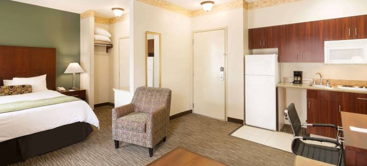 兰乔科尔多瓦/福尔瑟姆浩枫套房酒店(Hawthorn Suites by Wyndham Rancho Cordova/Folsom)图片