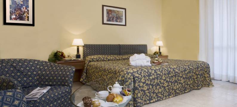 萨伏依酒店(Hotel Savoy)图片