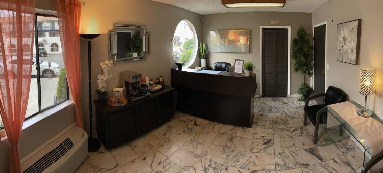 伍德兰希尔斯骑士酒店(Vantage Point Inn - Woodland Hills)图片