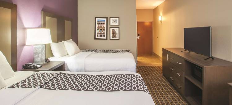 梅卡尼克斯堡哈里斯堡拉昆塔温德姆套房酒店(La Quinta Inn & Suites by Wyndham Mechanicsburg - Harrisburg)图片