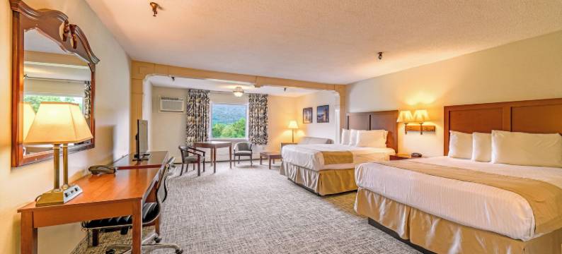 小镇乡村度假酒店(Town & Country Inn & Resort)图片