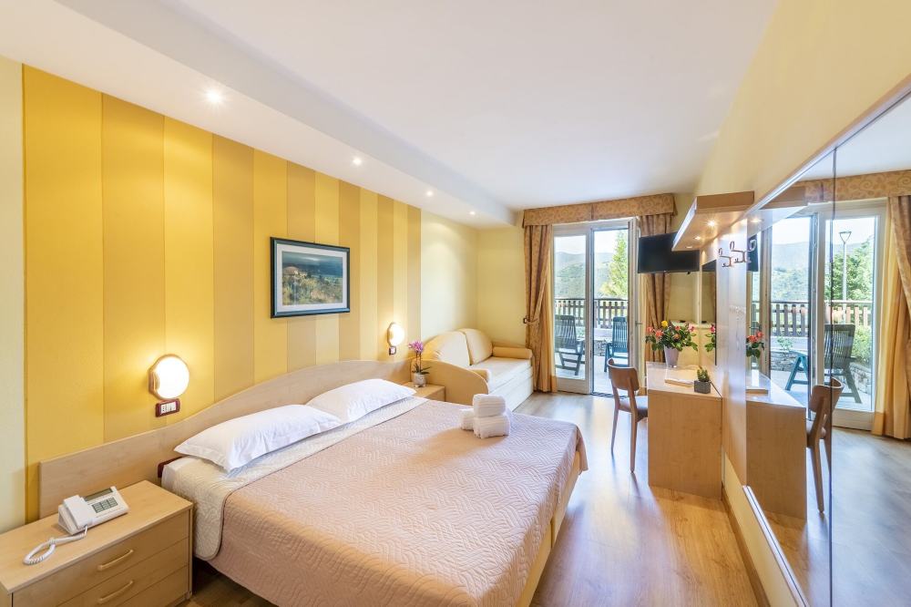 Hotel Pineta Campi Over view