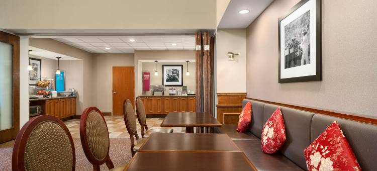 威廉斯堡中心欢朋套房酒店(Hampton Inn & Suites Williamsburg-Central)图片