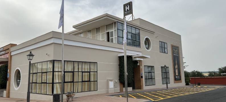 Hospedium 天空蓝塞维利亚塔酒店(Hospedium Hotel Sky Blu Torre de Sevilla)图片