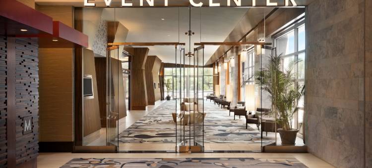 兰丁河滨娱乐场度假村酒店(The Landing Hotel at Rivers Casino & Resort)图片