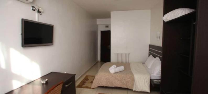 斯汤布里酒店(Stambouli)图片