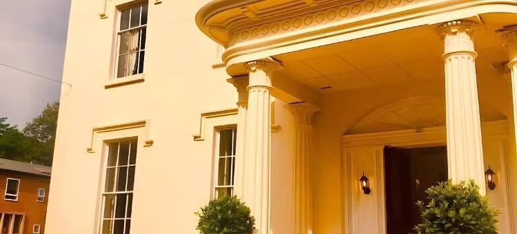雷恩山庄(RainHill Hall Hotel)图片