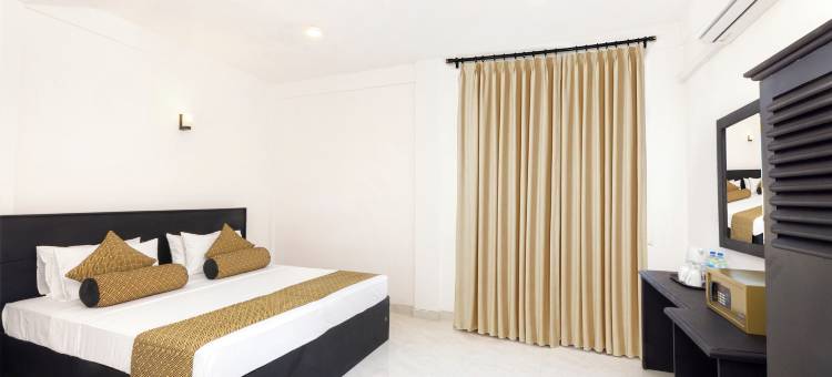 希卡杜瓦海滩宫殿(Palazzo Beach Hotel)图片