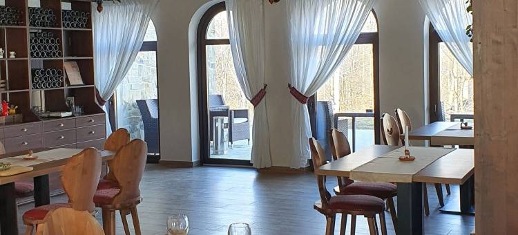 瓦特拉布瓦雷斯卡(Vatra Boiereasca)图片