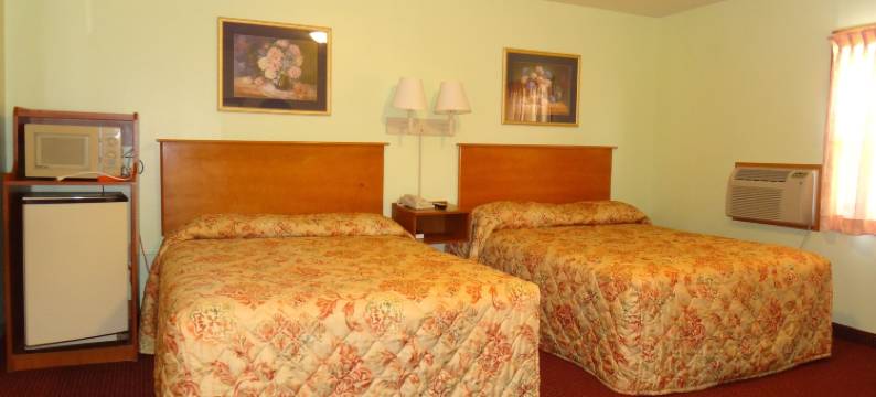 松岭汽车旅馆(Pine Ridge Motel)图片