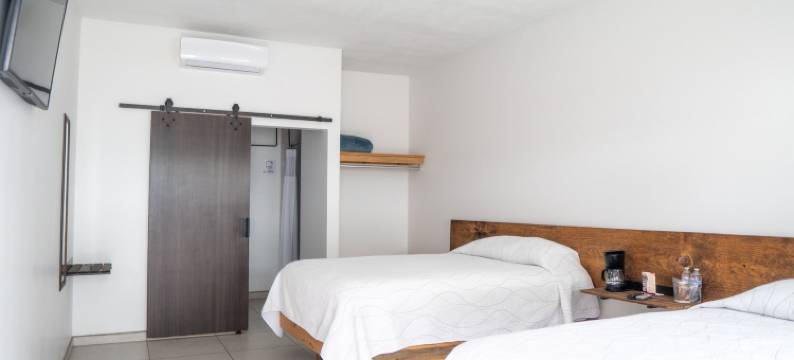 马雷亚巴哈酒店(Hotel Marea Baja)图片