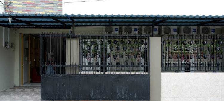 红多兹青年旅馆-近三宝垄古城(RedDoorz Hostel Near Kota Lama Semarang)图片