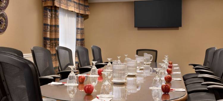 斯波坎机场温德姆华美达酒店(Ramada by Wyndham Spokane Airport)图片