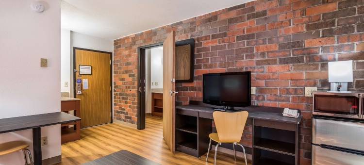 麦迪逊东6号汽车旅馆(Motel 6 Madison, WI - East)图片