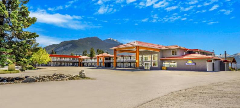 戈尔登温德姆戴斯酒店(Days Inn by Wyndham Golden)图片