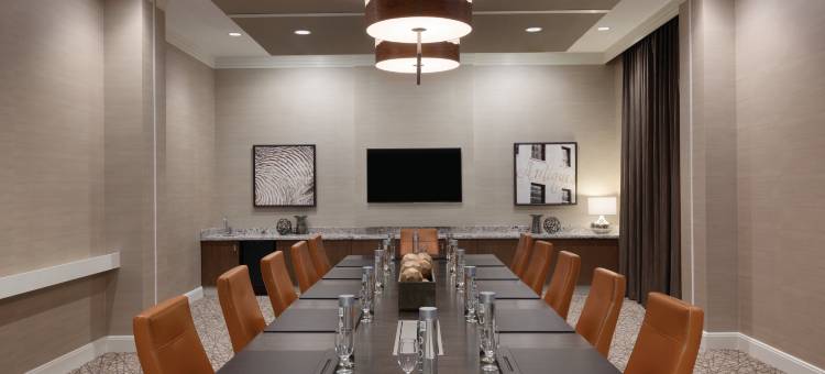 俄克拉何马城市区医疗中心希尔顿安泊酒店(Embassy Suites by Hilton Oklahoma City Downtown Medical Center)图片