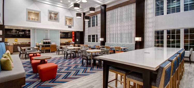 扬克斯希尔顿欢朋酒店(Hampton Inn & Suites Yonkers)图片