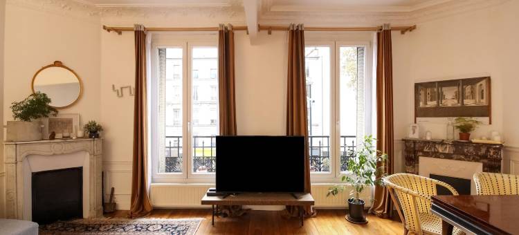 Apartment in Paris near Line 14 Metro图片