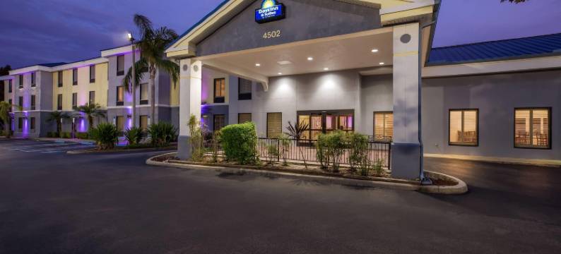 莱克兰戴斯套房酒店(Days Inn & Suites by Wyndham Lakeland)图片