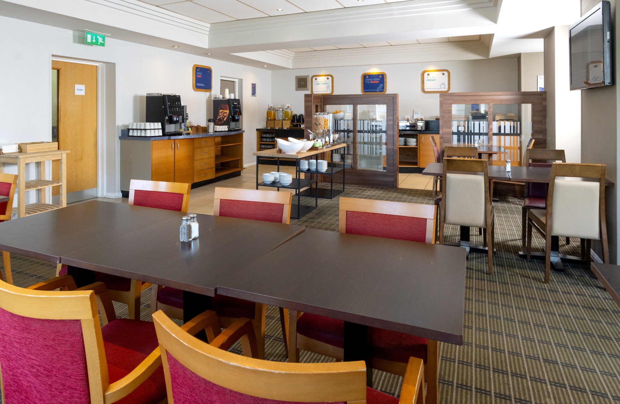 Holiday Inn Express LONDON CHINGFORD-NTH CIRCULAR by IHG Over view