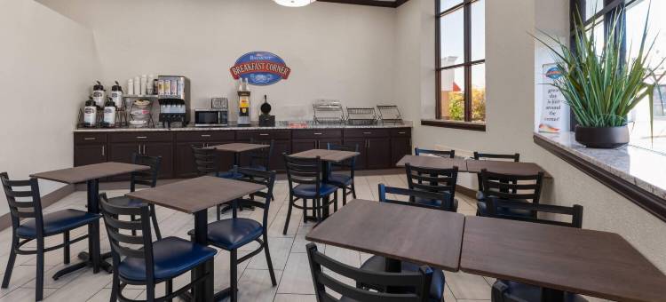 底特律中心呗盟套房酒店(Baymont by Wyndham Downtown Detroit)图片