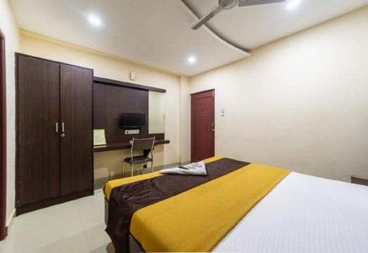 Hotel Lebanon Inn Hotel Overview