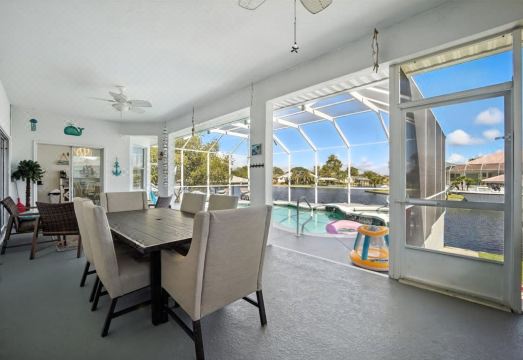 Boaters Dream Pool Spa Dock Walking Biking Hotel Overview