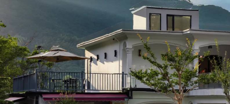 安吉溪畔居民宿图片