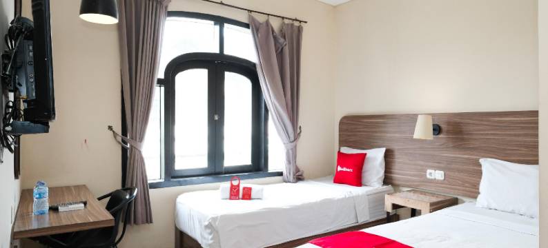 红门酒店@维阳2号(RedDoorz @ Wiyung 2)图片