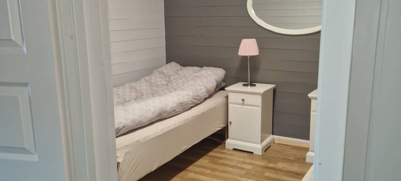 Cosy Living Room, Bedroom and Bathroom and Kitchen Area图片