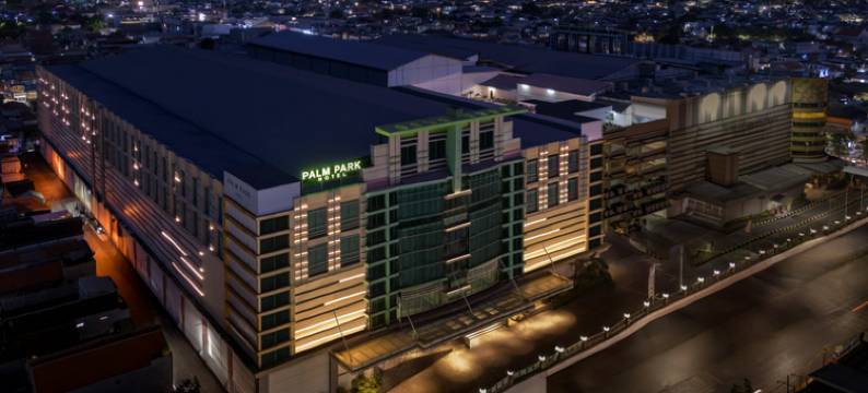 泗水棕榈公园酒店(Palm Park Hotel Surabaya)图片