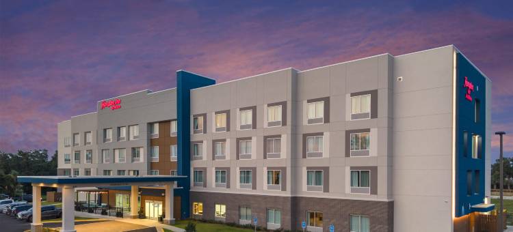 希尔顿旗下欢朋酒店，位于海湾港海滩大道(Hampton Inn by Hilton Gulfport Beach Boulevard)图片